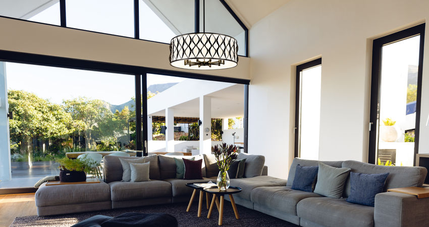 Harden Gold 10 Lt Chandelier - Charmed House Interiors (Kansas City, MO)