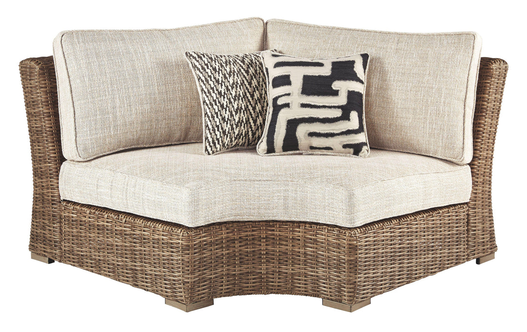Brooks - Curved Corner Chair W/cushion