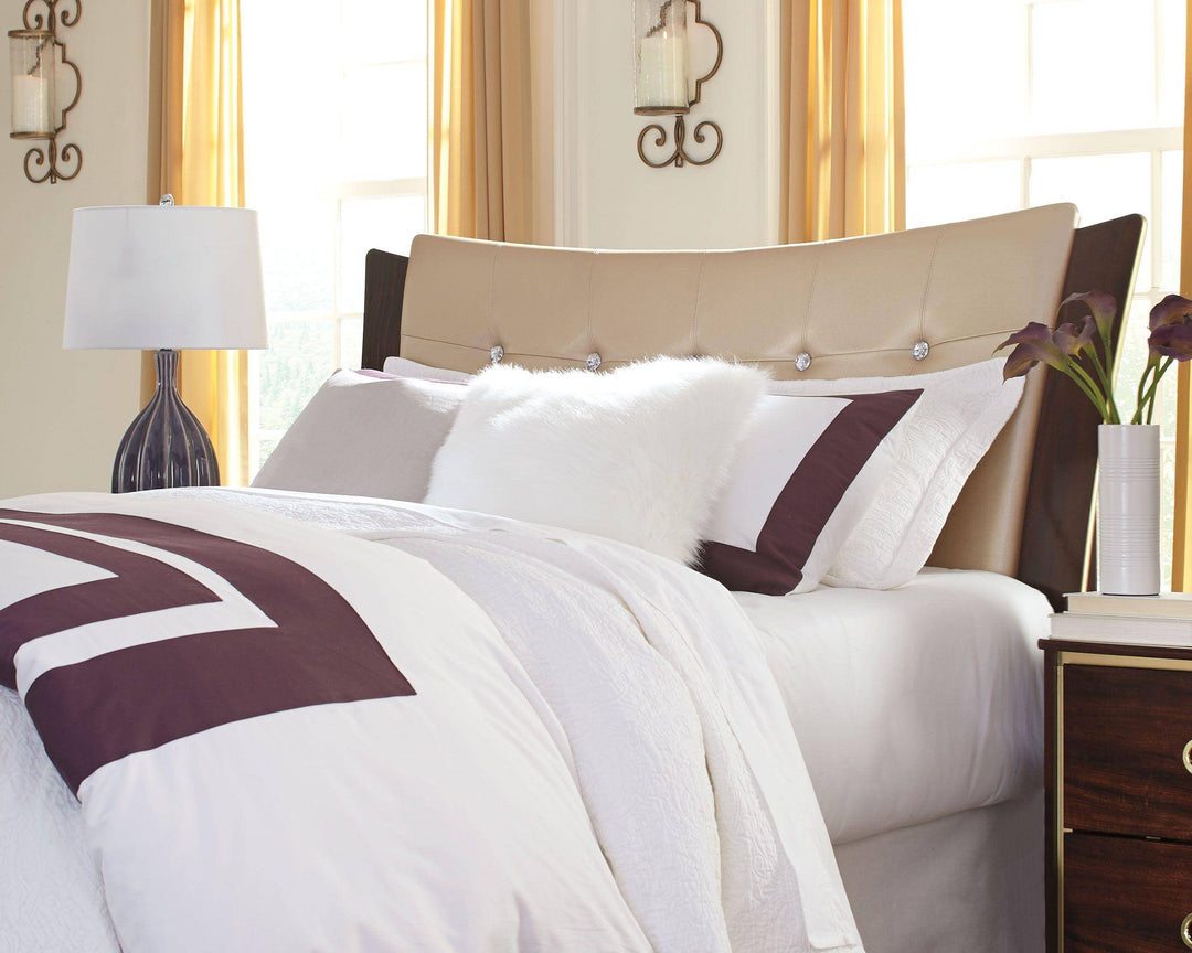 Himena Faux Fur Pillow - Charmed House Interiors (Kansas City, MO)