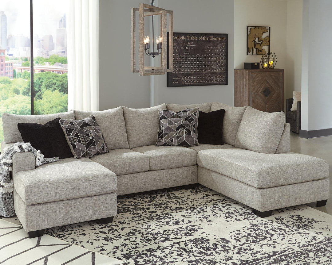 Valle 2-Piece Sectional with Chaise