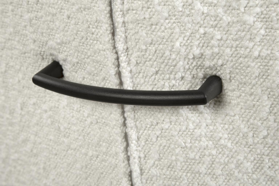 Ari Swivel Chair in Ascot Ivory